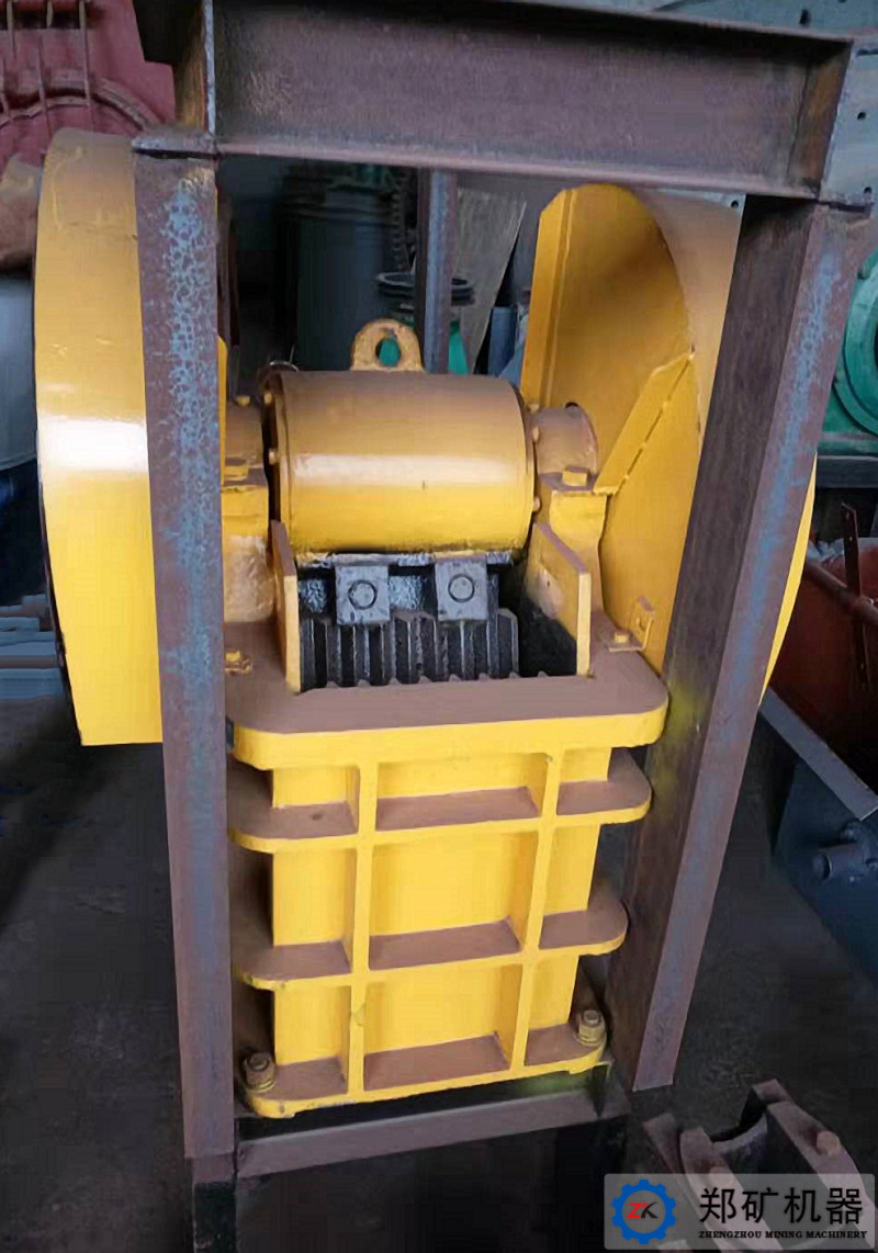 PE顎式破碎機