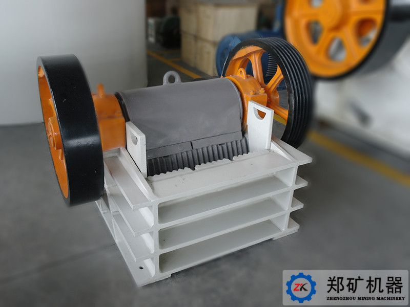 PE、PEX 系列顎式破碎機(jī)2.jpg